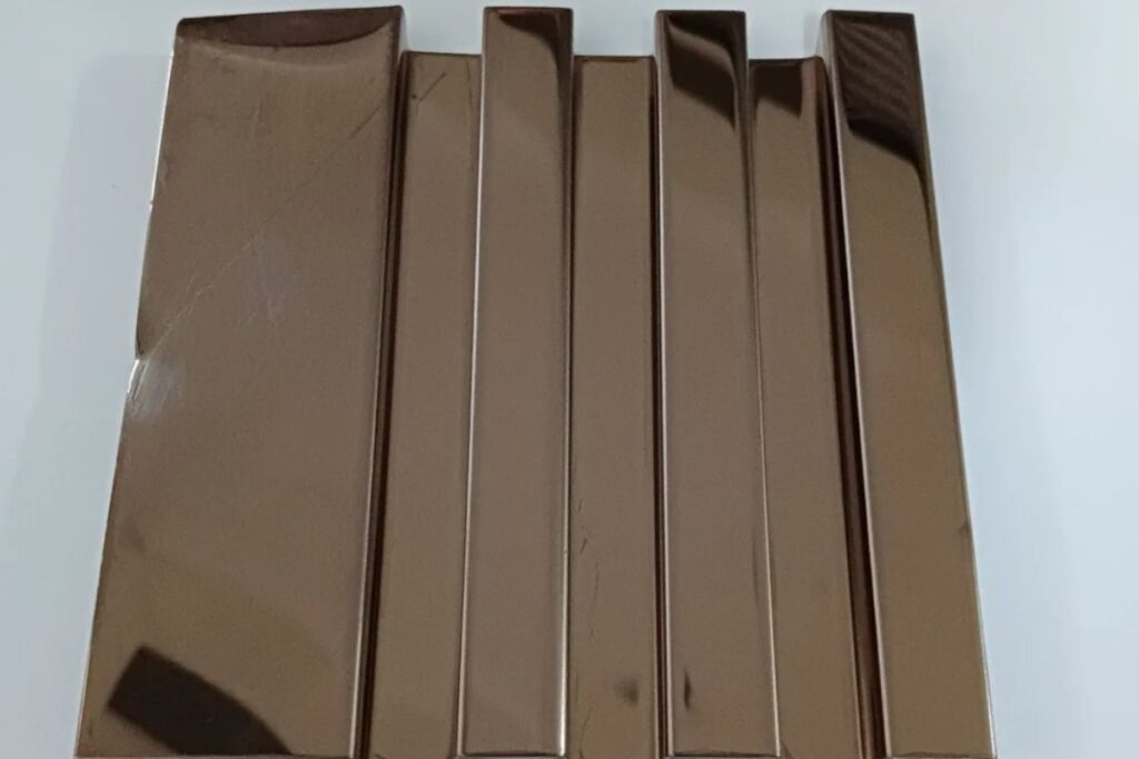 SS Mirror Finish Fluted Panel in uk